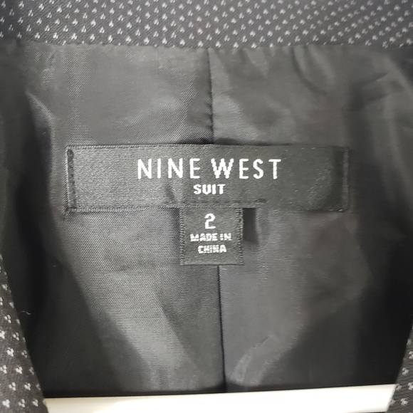 Nine West Black & Gray Form Fitting Blazer - Picture 10 of 14